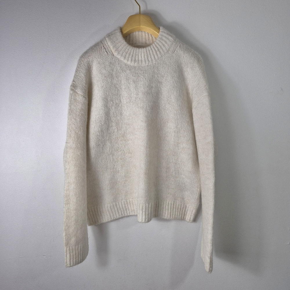 H&M knitted Sweater - Picture 2 of 5
